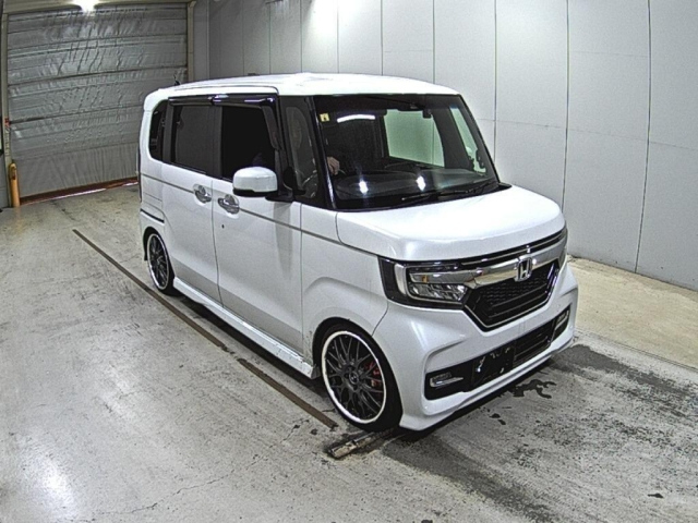 HONDA N BOX 2018 white - Moku