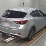 MAZDA AXELA 2019 silver - Moku