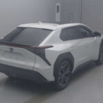 TOYOTA BZ4X 2023 white
