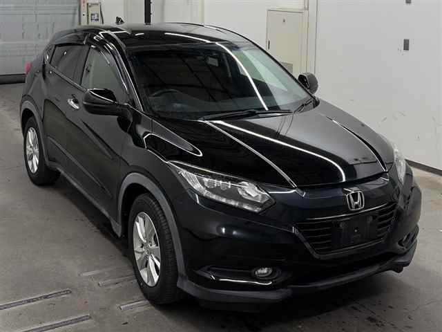 HONDA VEZEL 2017 Black 30303
