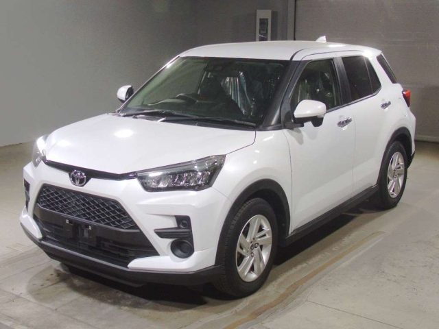 TOYOTA RAIZE-2021 white-2096