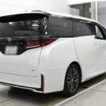 TOYOTA VELLFIRE-2025 white-20175 1