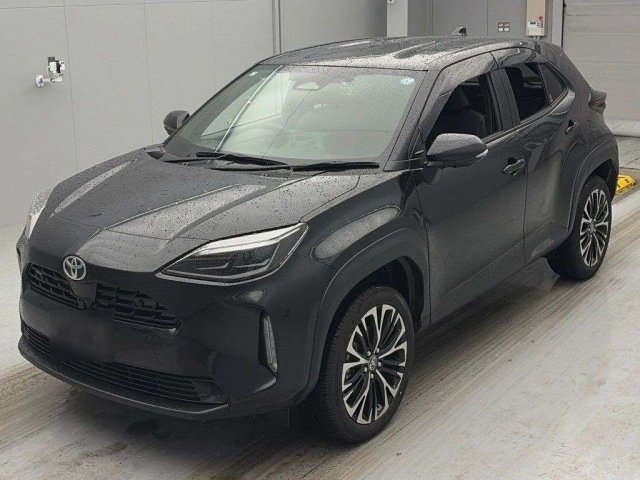 TOYOTA YARIS CROSS-2025 black-2026