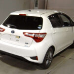 TOYOTA VITZ-2020 white-Hybrid F-29 1