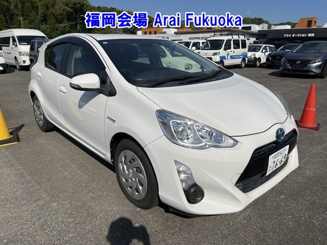 TOYOTA AQUA 2017 white - s - 42004